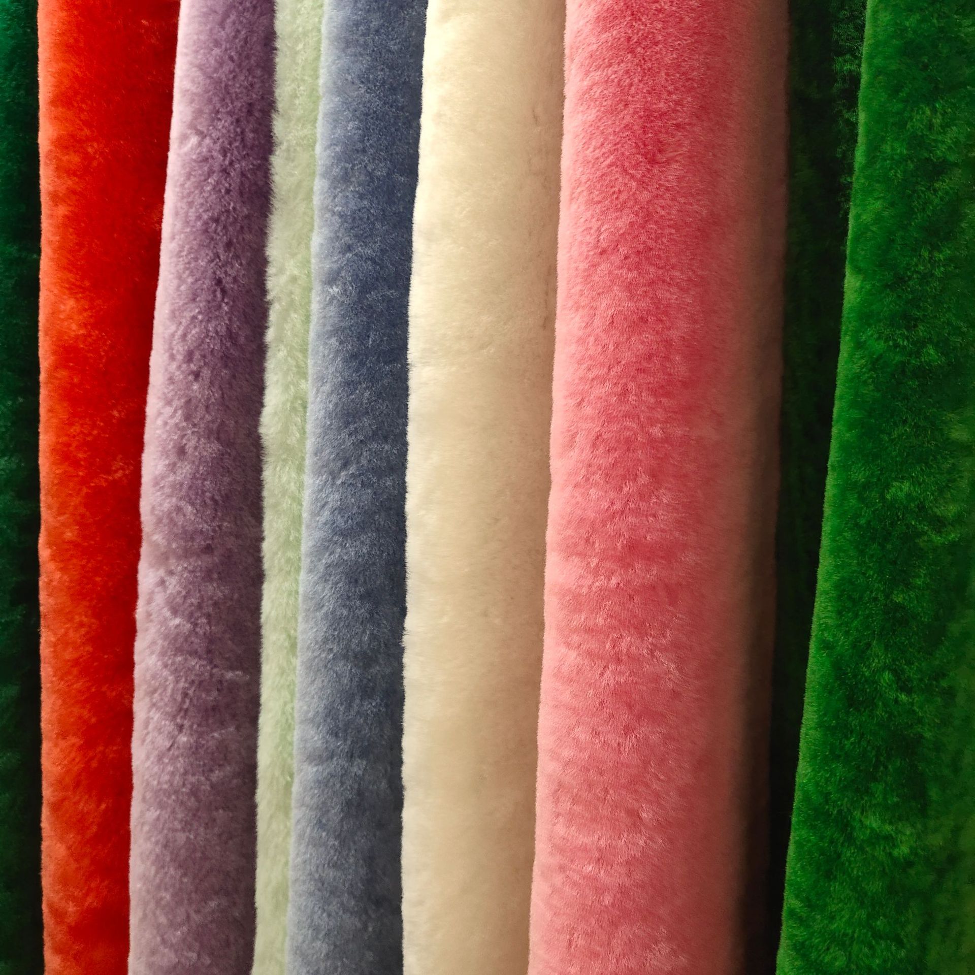 Sheep Fur Whole Australian Real Sheep Shearling Fur Clothing Liner Accessories Shoes and Hats Leather