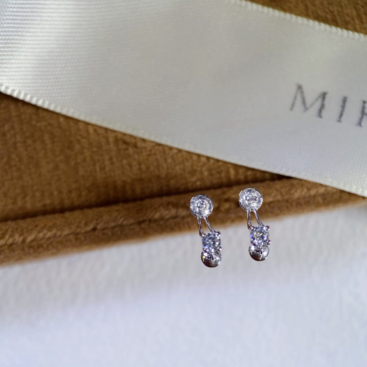 Платина Pt900 аксессуары маленькие свежие двойные бусины zircon серьги с бусинами 6-7,9-10мм без бусин