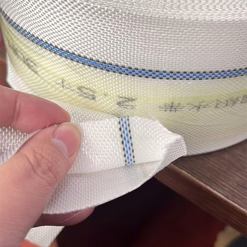 White Polyester Woven Water Belt Agricultural Irrigation Canvas Water Belt Thickened Wear-Resistant High-Pressure Fire Water Belt Manufacturer