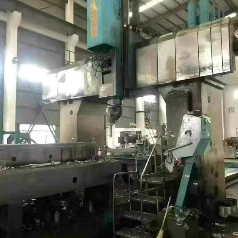 Handle Used Guilin Xs2325-8 Gantry Milling Machine Gantry Height 2.5m Right Column Side Milling Head