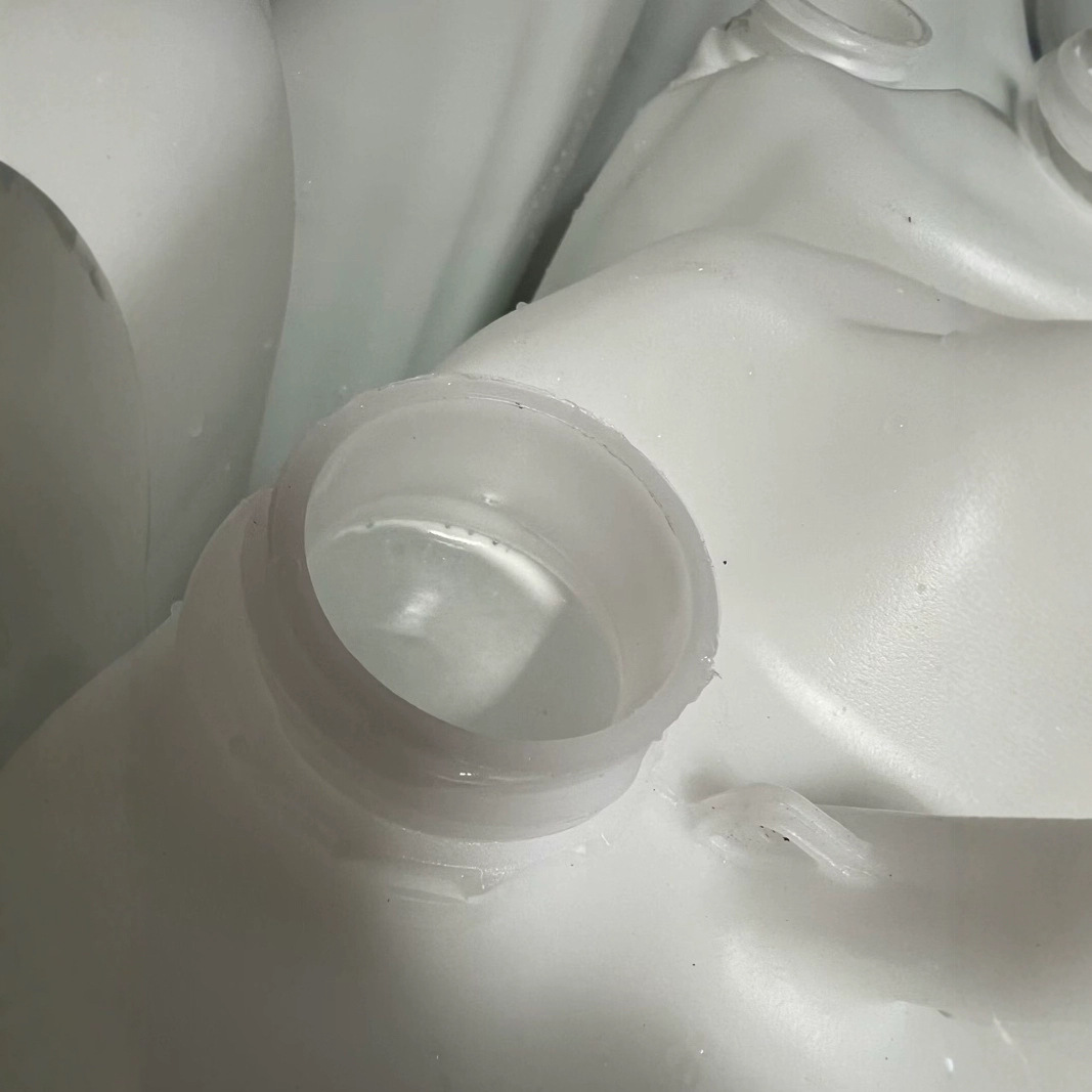 Жидкие сырьевые материалы бергамота