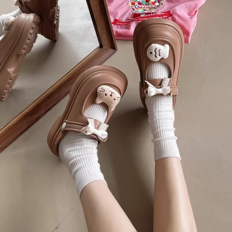 New Cute Cartoon Small Fish Hole Shoes Women's Outwear 2024 Summer Sweet Bow Shoe Half Slippers