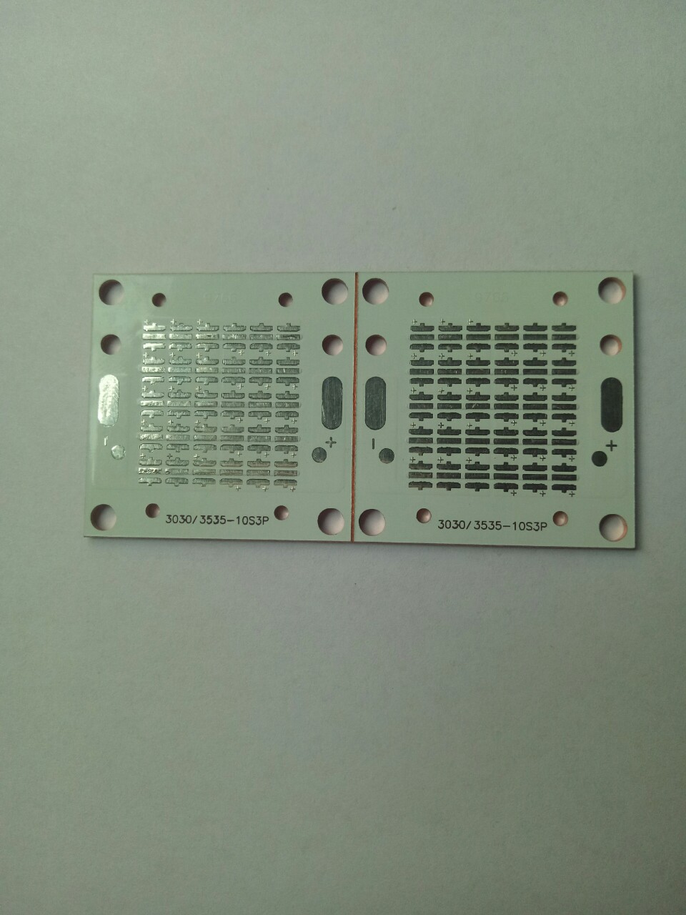 Single-sided LED circuit board copper substrate square 40mm thermoelectric separation copper PCB