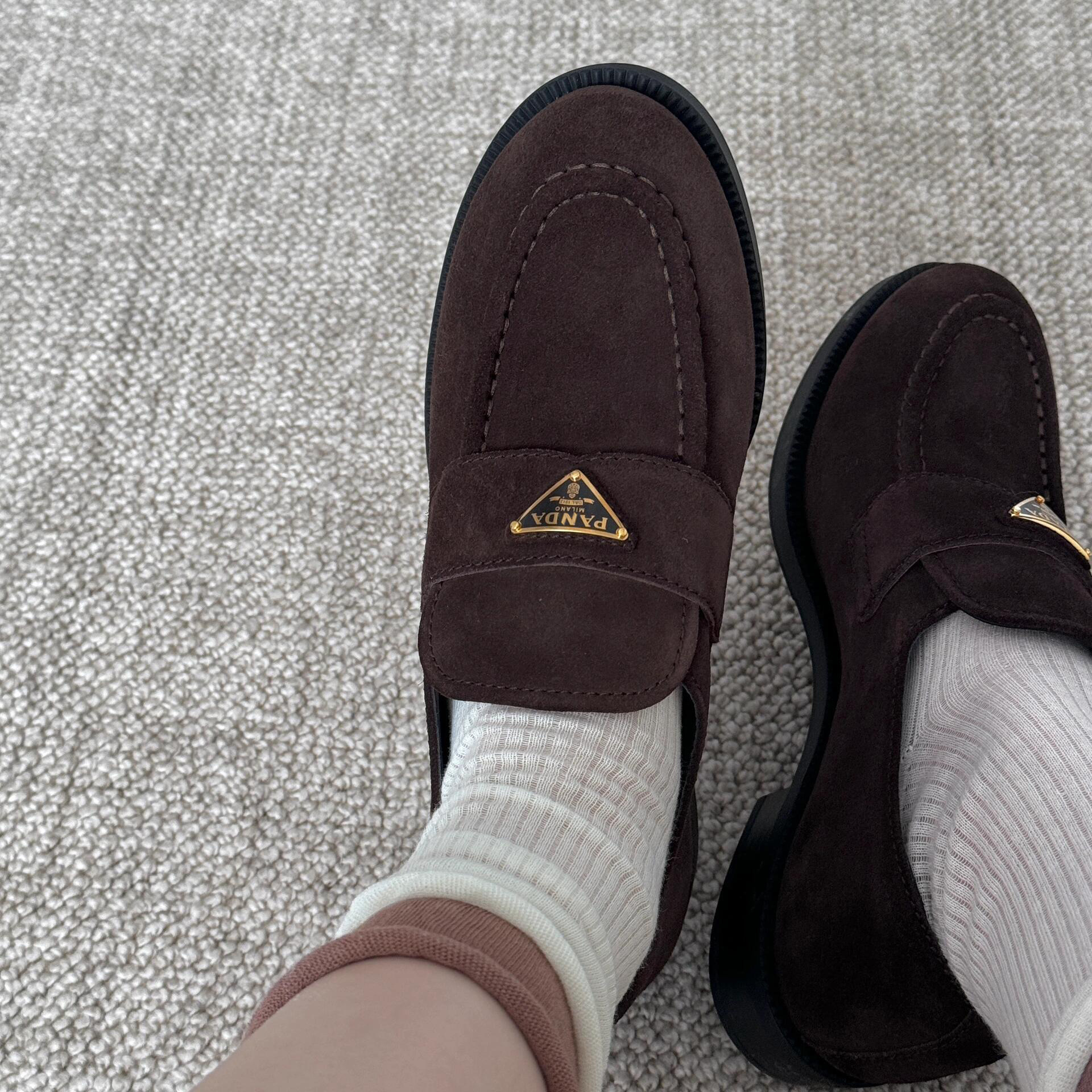 Sheepskin Version ~ Retro Triangle Buckle Genuine Leather Thick-Soled Loafers for Women Autumn Slip-On Lazy Small Leather Shoes Thick Heel Flats