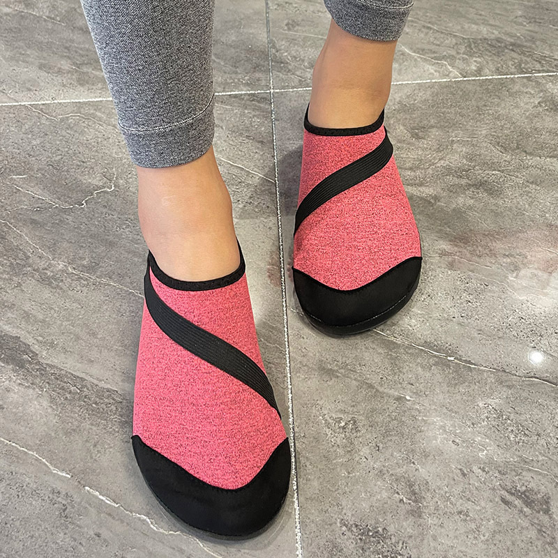 Indoor sports shoes and socks for men and women non-slip silent fitness running shoes adult rope skipping yoga socks shoes early education socks