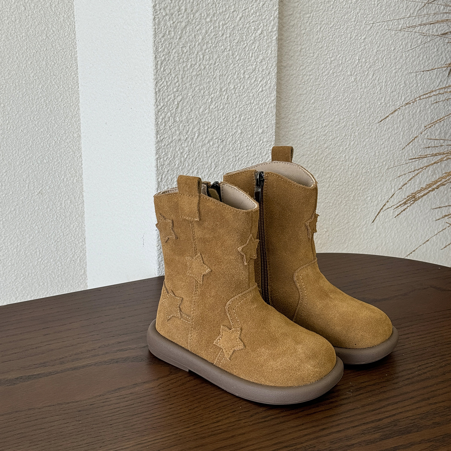 Girls' Stylish Mid-Calf Martin Boots 2025 Autumn and Winter Korean Style Children's Genuine Leather Five-Pointed Star Single Boots Melard Long Boots