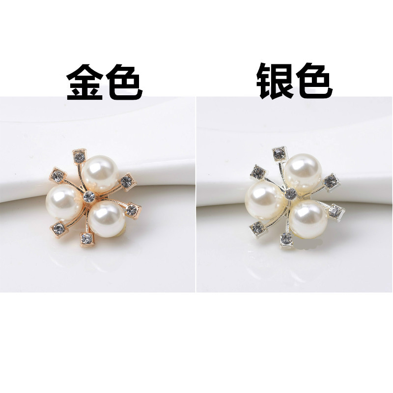 Popular 2023 Alloy High-Brightness Three Pearl Flower Heart Bow Festive Supplies Accessories Corsage Brooch DIY