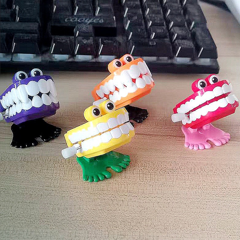 Wind-Up Jumping Teeth with Eyes, Top Hat, Bouncing Teeth, Halloween Kindergarten Student Reward