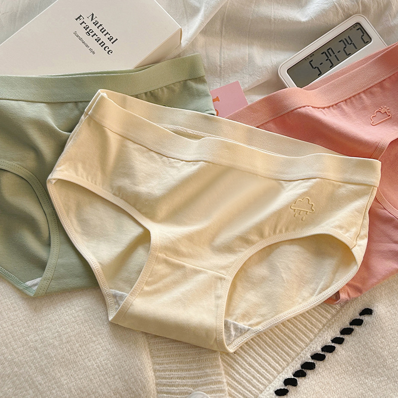 Factory direct cotton underwear women's cotton crotch breathable girls simple Japanese waist students seamless triangle pants