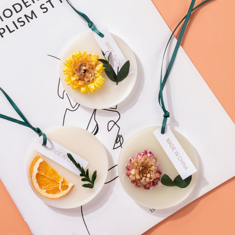 Wardrobe Essential Oil Aromatherapy Wax Tablets with Fragrance, Bedroom Indoor Fireless Fragrance Tablets, Clothes Pendants, Wholesale Clothing Protection and Sterilization