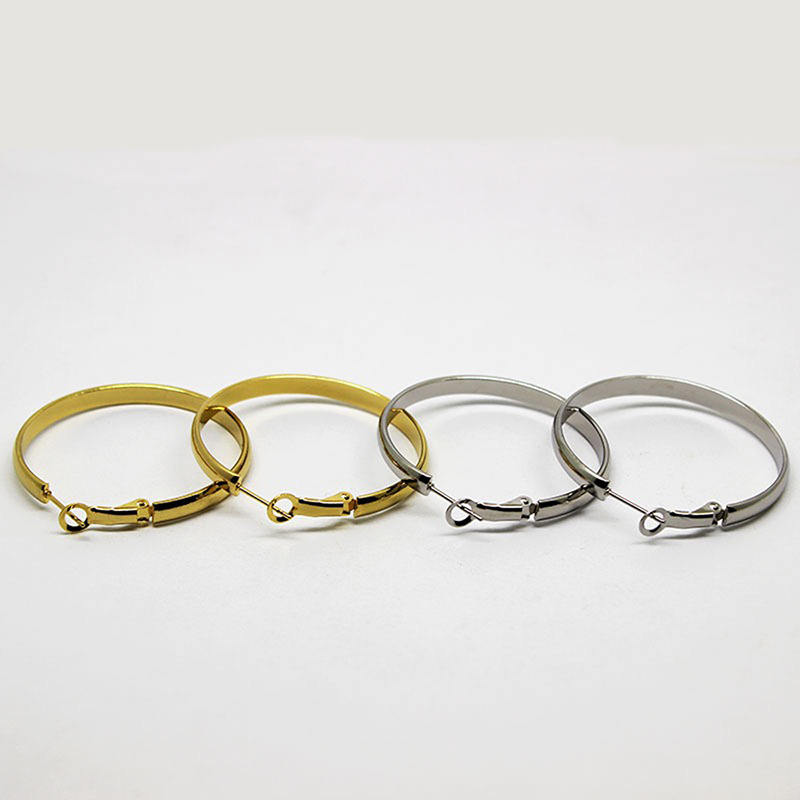 Personalized 316 Stainless Steel Earrings Wide Glossy Circle Vacuum Plated 18K Ear Jewelry Welded Shrimp Male Buckle Earrings Wholesale