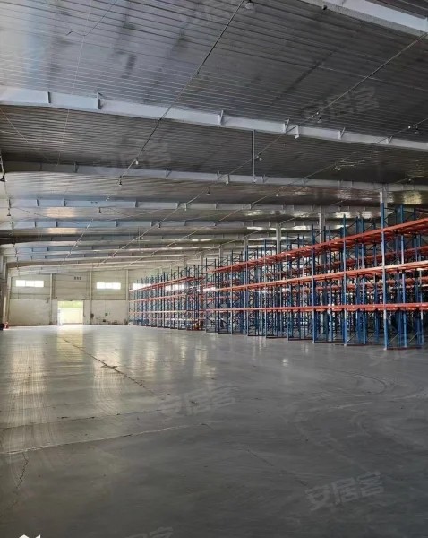 Beijing Chaoyang Warehouse Rental, Price Negotiable, Excellent Location, Convenient Transportation.