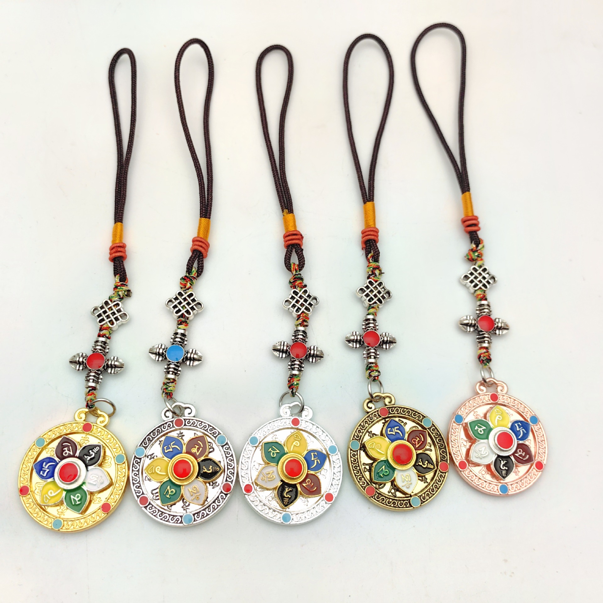 Xizang ornaments rotating nine palace gossip twelve zodiac luggage car hanging key chain tassel six words true words eight auspicious accessories