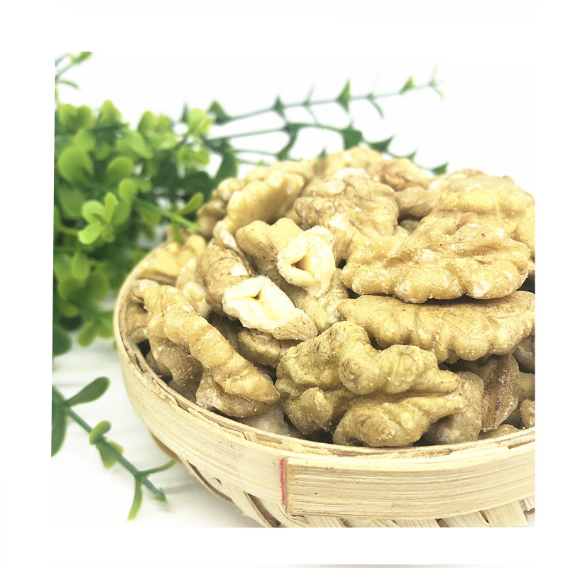 Yunnan walnut kernel Road Second Road third road broken walnut kernel food factory walnut kernel bulk full box