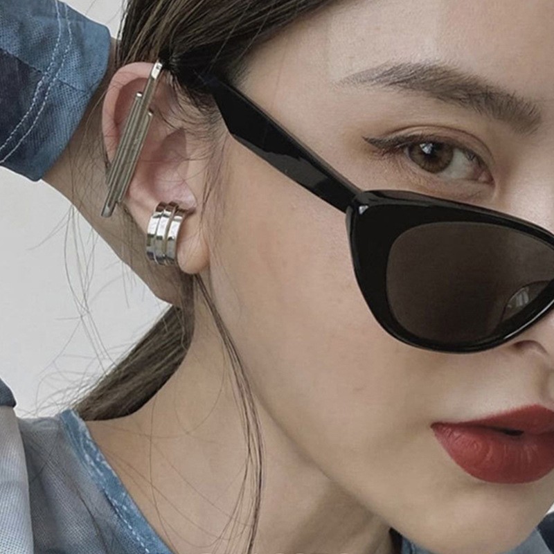 New Sexy Style Face-Showing Small Sunglasses, Retro High-End Cat-Eye Sunglasses, Fashionable Street Photography Ins Xiaohongshu Style