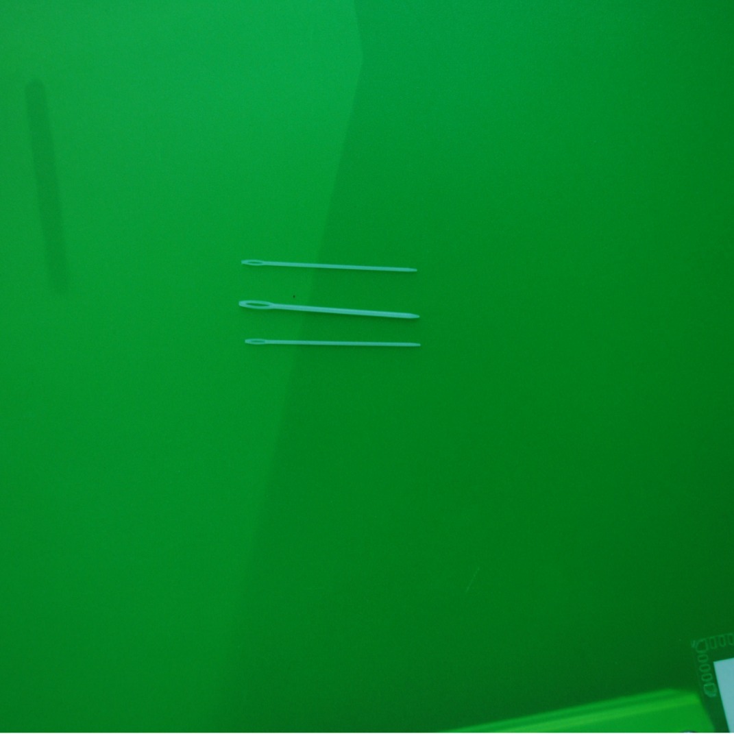 Fine plastic needle BN4.0, plastic embroidery needle, plastic beaded needle (manufacturer pin)