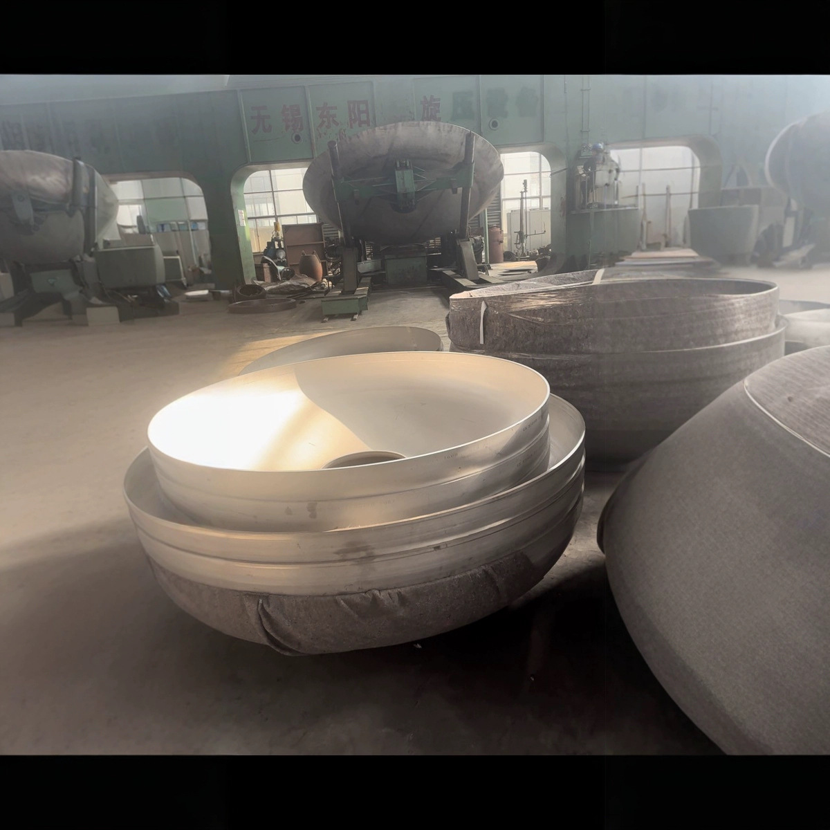 304 Stainless Steel Laser Cutting, Circular and Square Cutting, 316L 309 Stainless Steel Medium Thick Plate Circular Laser Punching