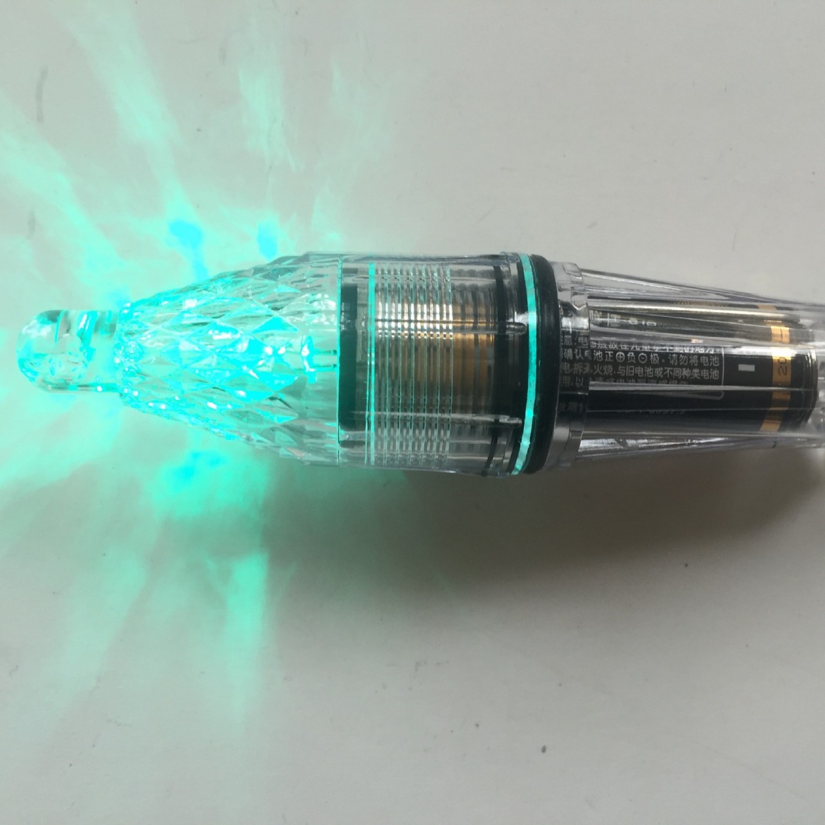 Manufacturers supply led energy-saving underwater fishing lamp boat fishing night fishing lamp fishing lamp 12cm5 battery