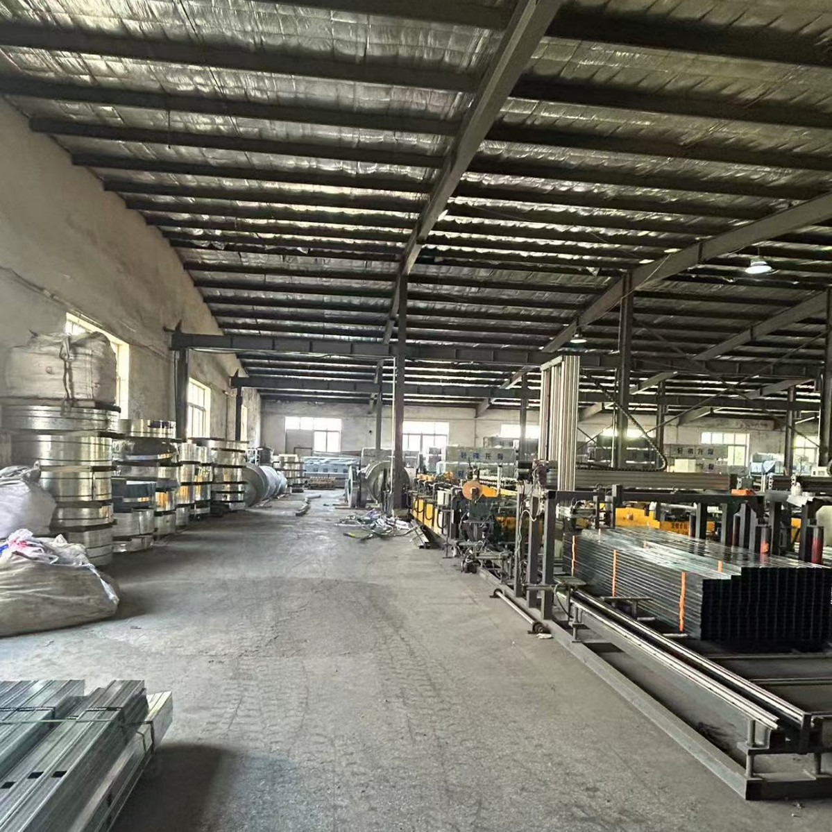 Spot Light Steel Keel Partition Wall Keel Frame Engineering Integrated Ceiling Stainless Steel Main Keel Cassette Keel Wholesale Price