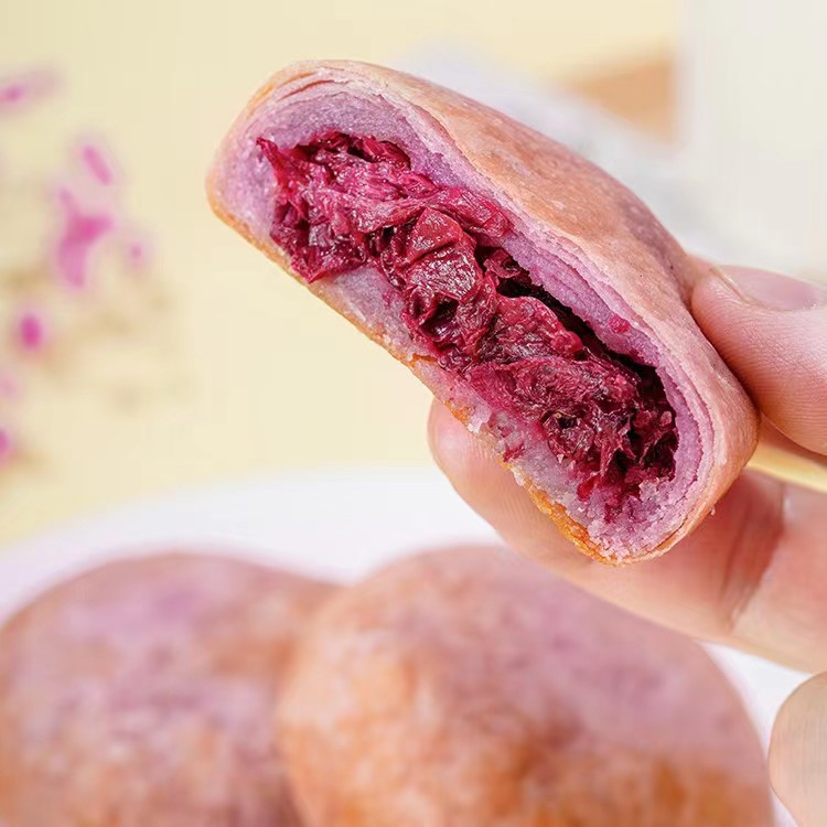 Dongba Fresh Flower Cake Yunnan Specialty Rose Cake Bulk Multi-flavor Pastry Snacks Wholesale