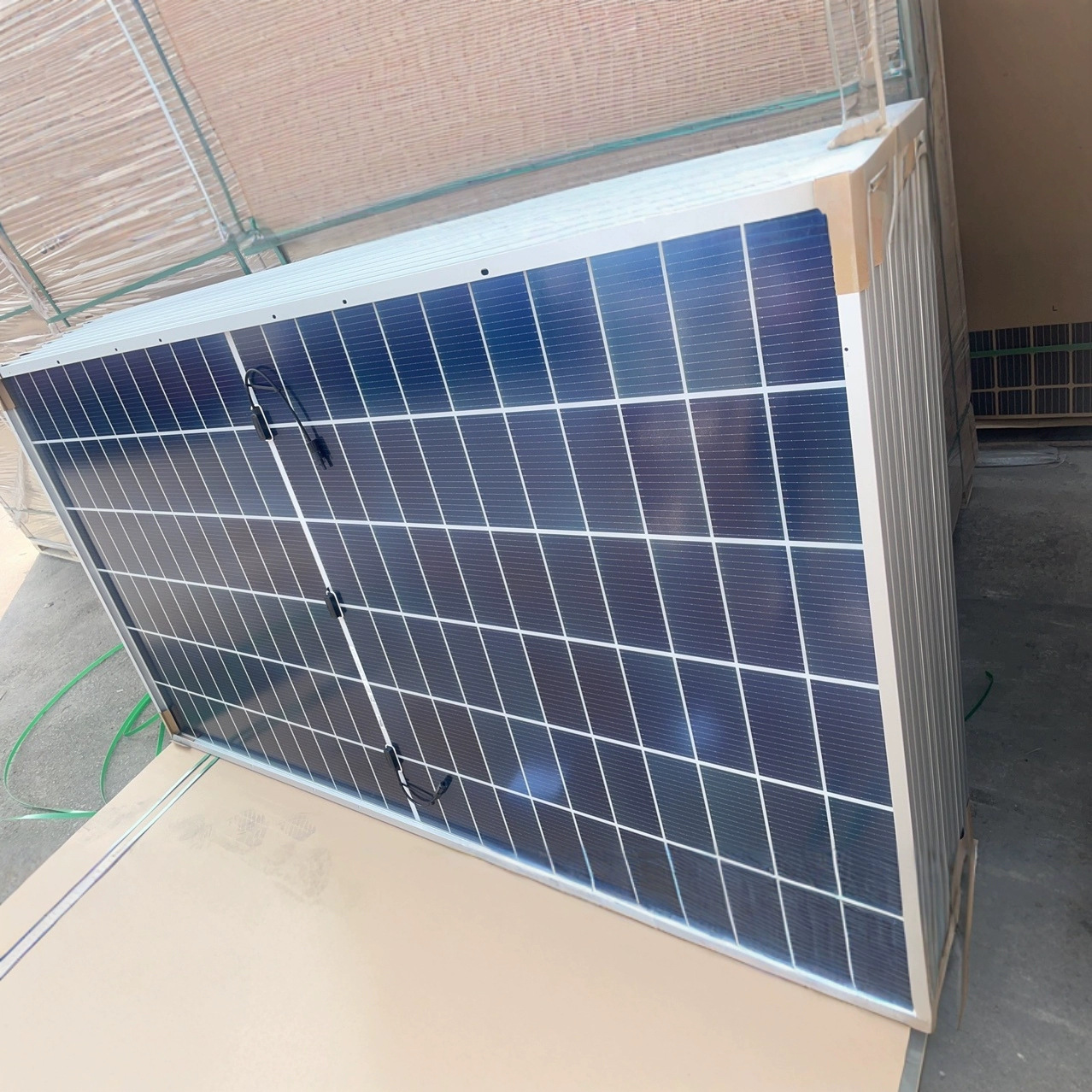 Sell Trina solar panels 710w high-power double-sided photovoltaic panels N-type roof power generation panels