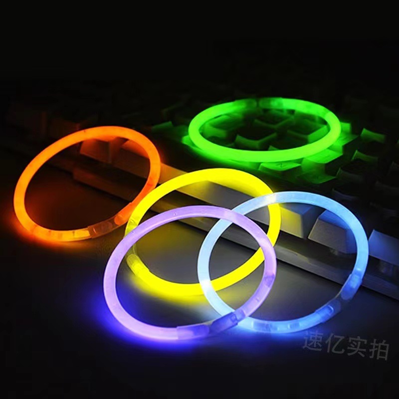 Glow Sticks 50 Barrels of Chemical Liquid Connectors Luminous Concert Night Market Stall Disposable Luminous Sticks