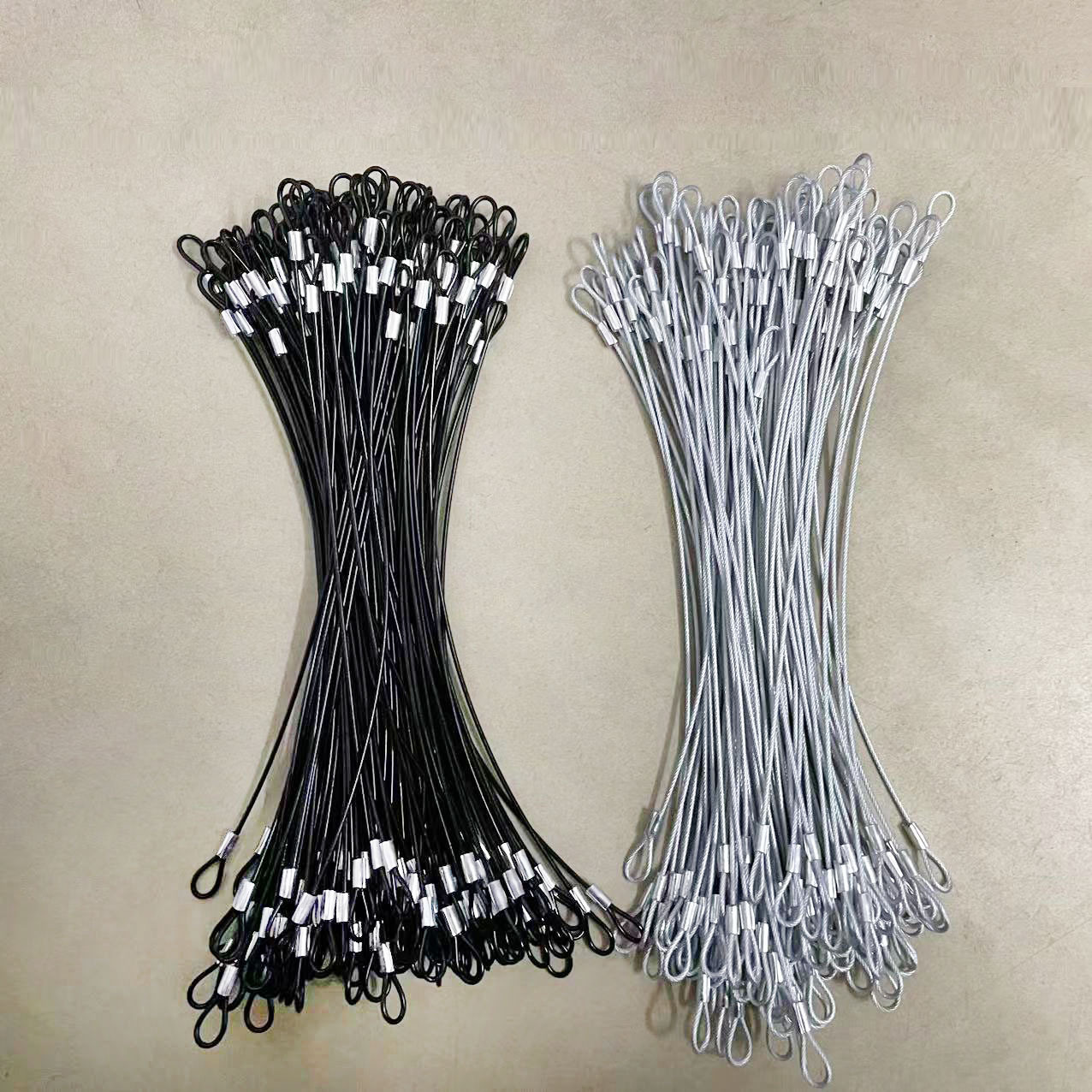 Стальные кольца с алюминиевыми втулками, могут быть сплющены или округлены, могут быть изготовлены по требованиям. Проволочные веревки из нержавеющей стали на заказ