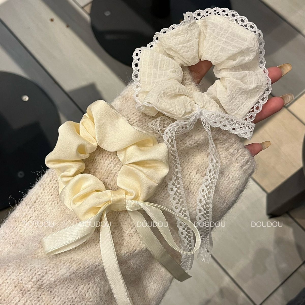 Korean Ribbon Bow Large Intestine 2025 Hair Rope Hair Rope Ponytail Head Rope Girls' Half-Tie Hair Accessories Autumn and Winter Ornaments Winter