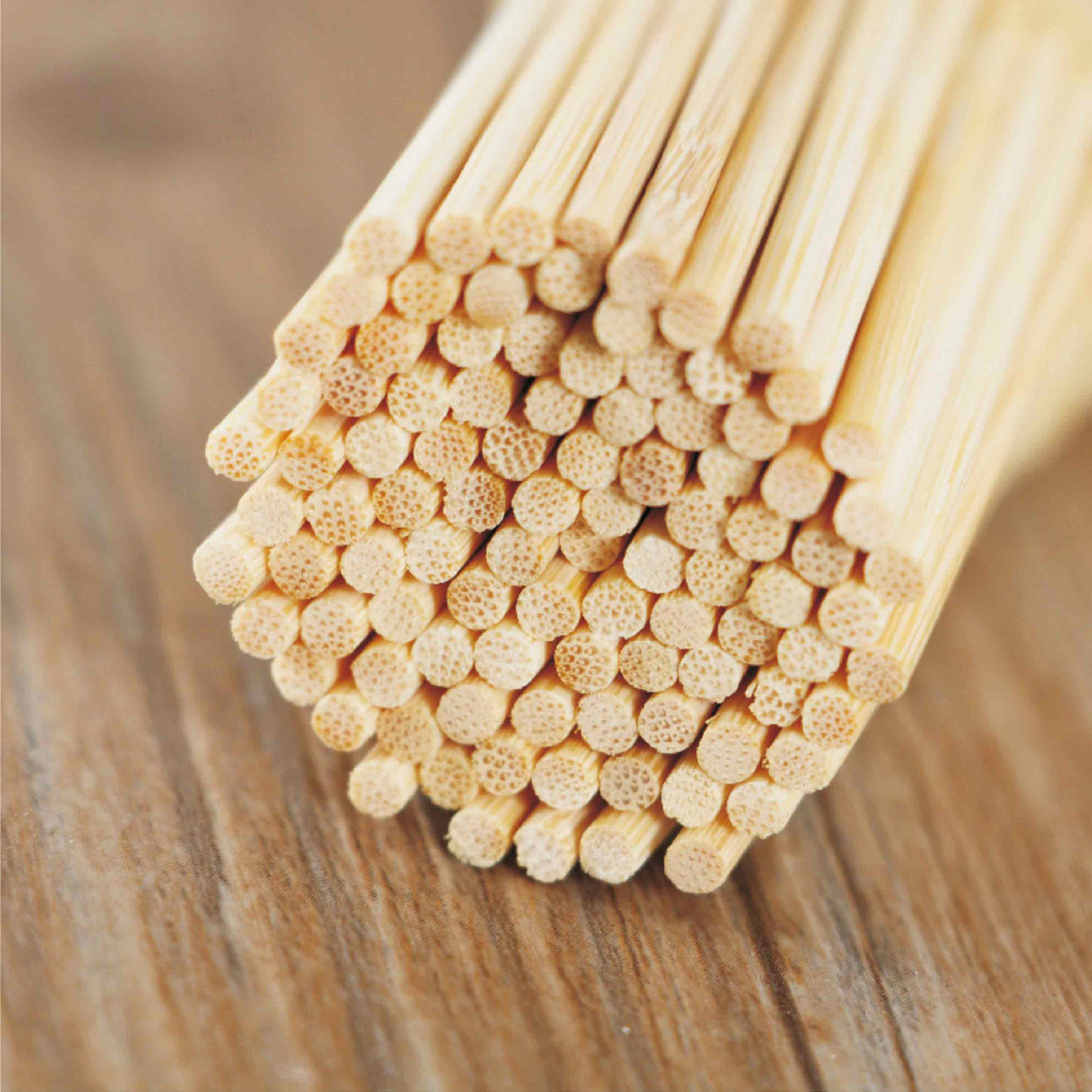 4mm Bamboo Skewers, Flat at Both Ends, Disposable for Grilling Sausages, Hot Dogs, Bowl Cakes, Snacks, Fruit, Barbecue Skewers, Wholesale