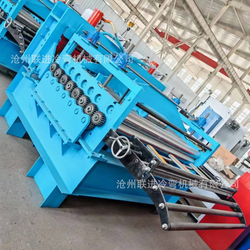 1.7m Thick Plate Shearing Machine for Steel Plate, Customized Length Cutting, Slitting, Flattening, and Leveling All-In-One Machine, Efficient Shearing