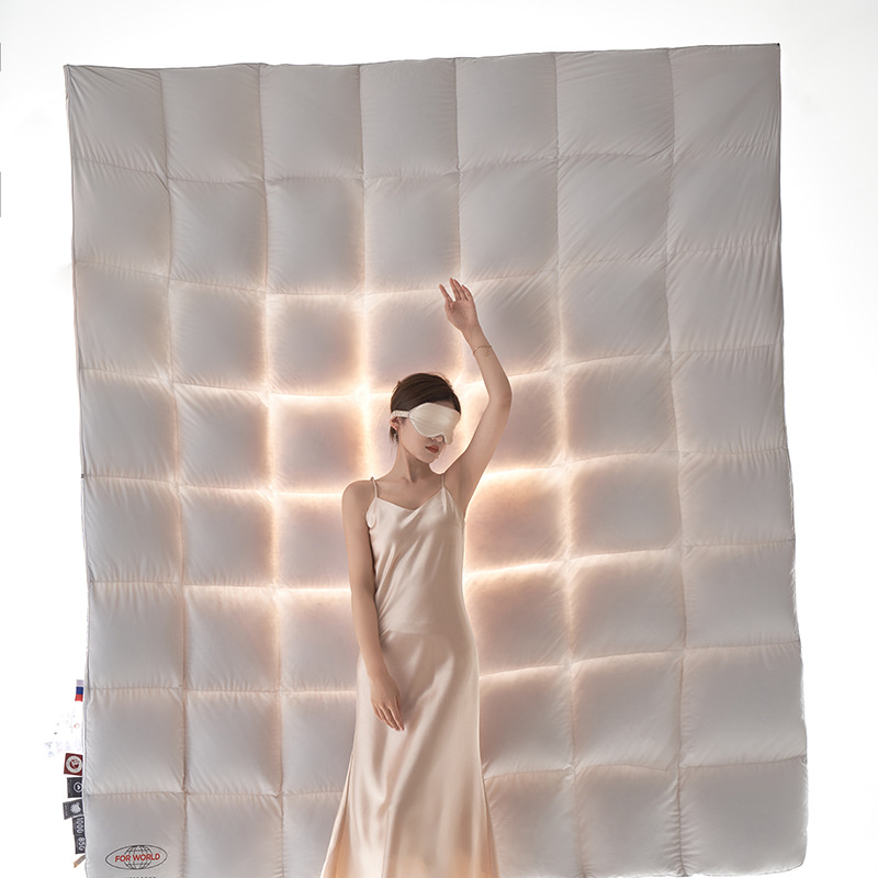 New down Quilt 95% White Goose down Goose down Quilt 100 Goose down 98 Hanging down 5A Grade Hungary Large Velvet Genuine