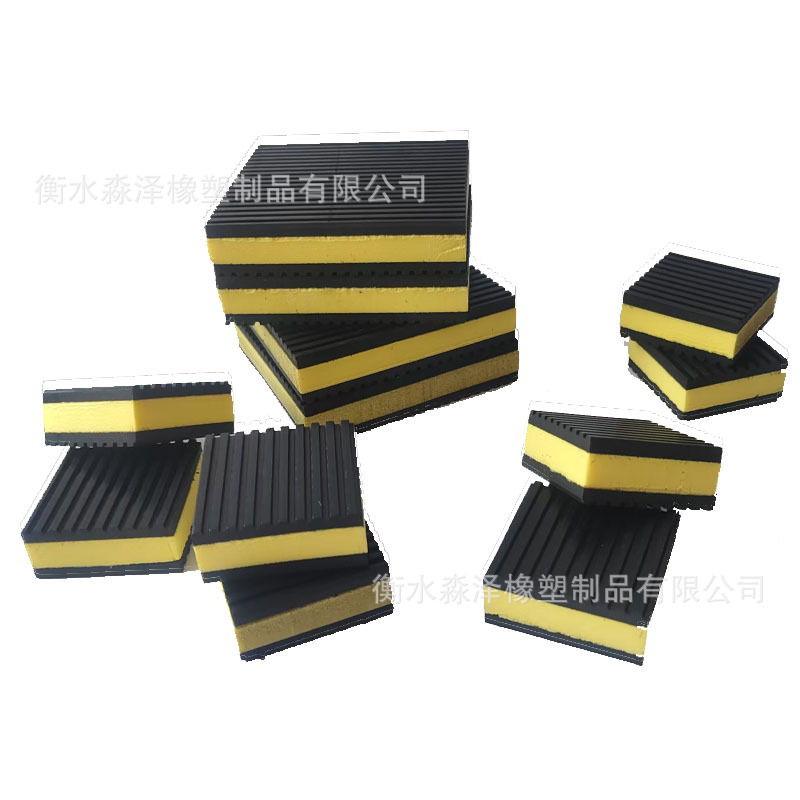 Heavy-Duty Equipment Rib Rubber Shock-Absorbing Pad 4", X 4", X 7/8", with Blue Foam Center Isolation Pad