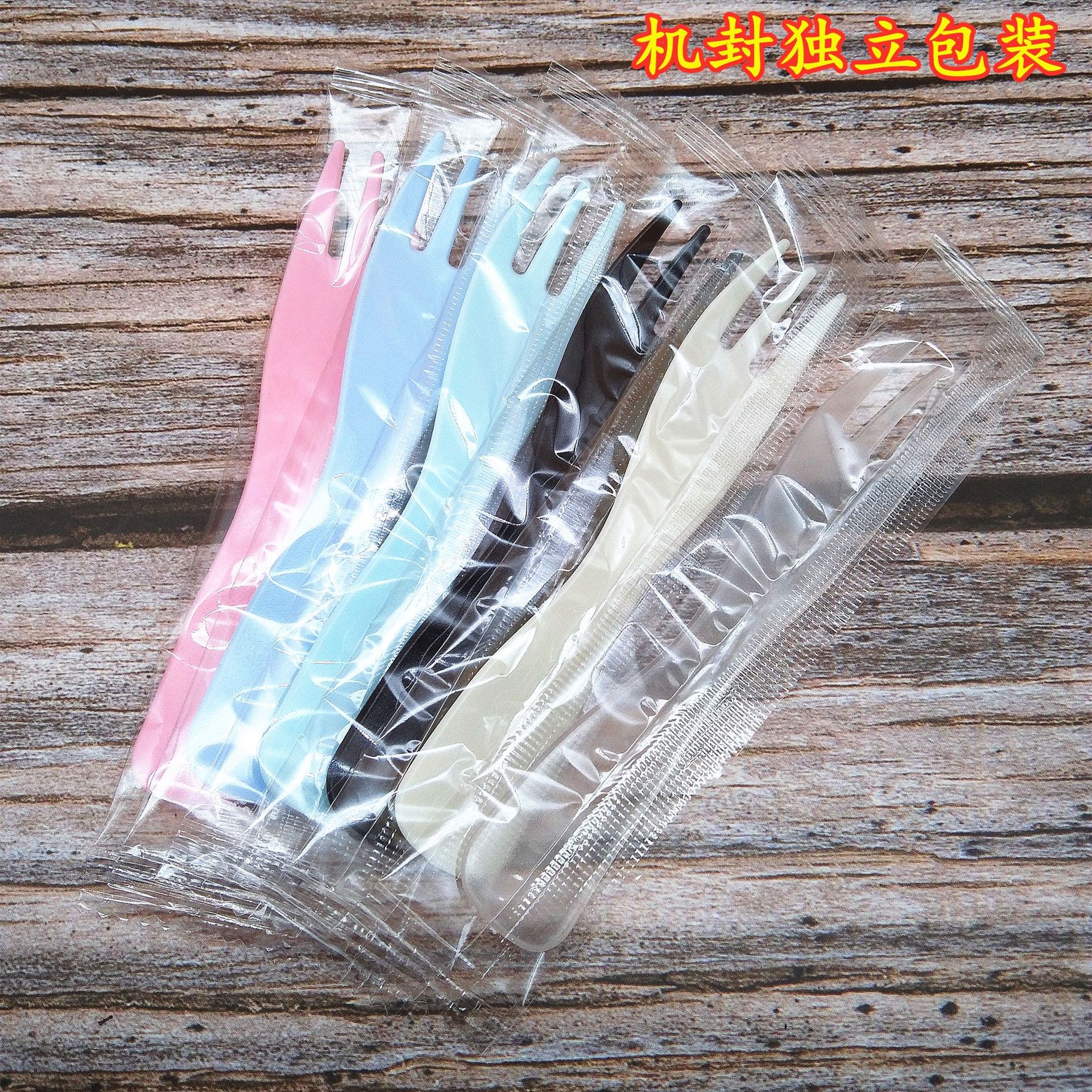 Disposable Plastic Wavy Forks for Cakes, Fruit Forks, Baking Dessert Forks, 100 Pieces, Wavy Toothed Fruit Forks