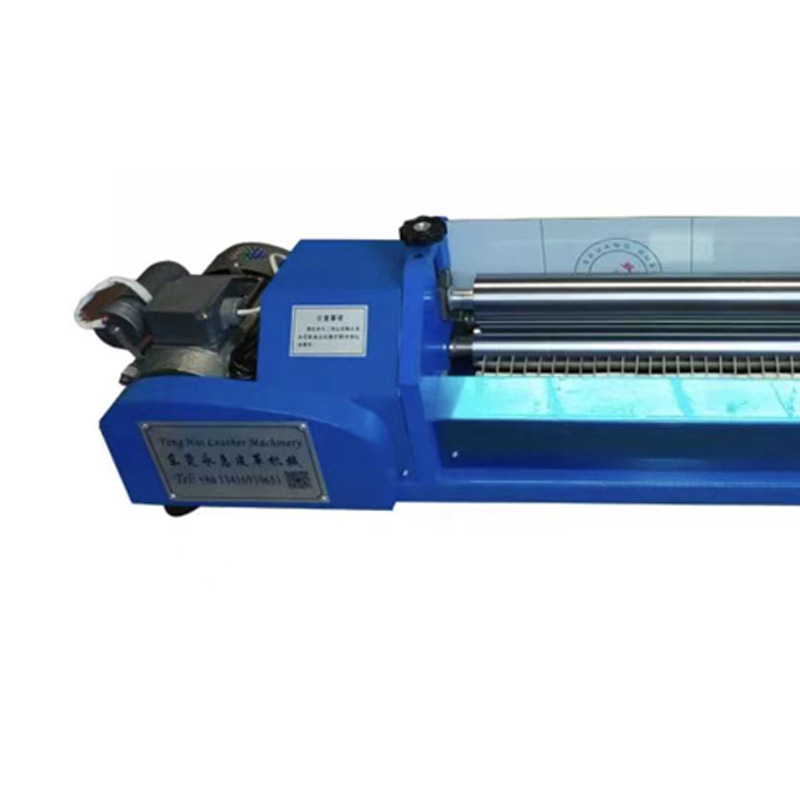 Small desktop white glue glue machine manufacturer water-soluble glue coating glue brush machine shoe production line glue machine