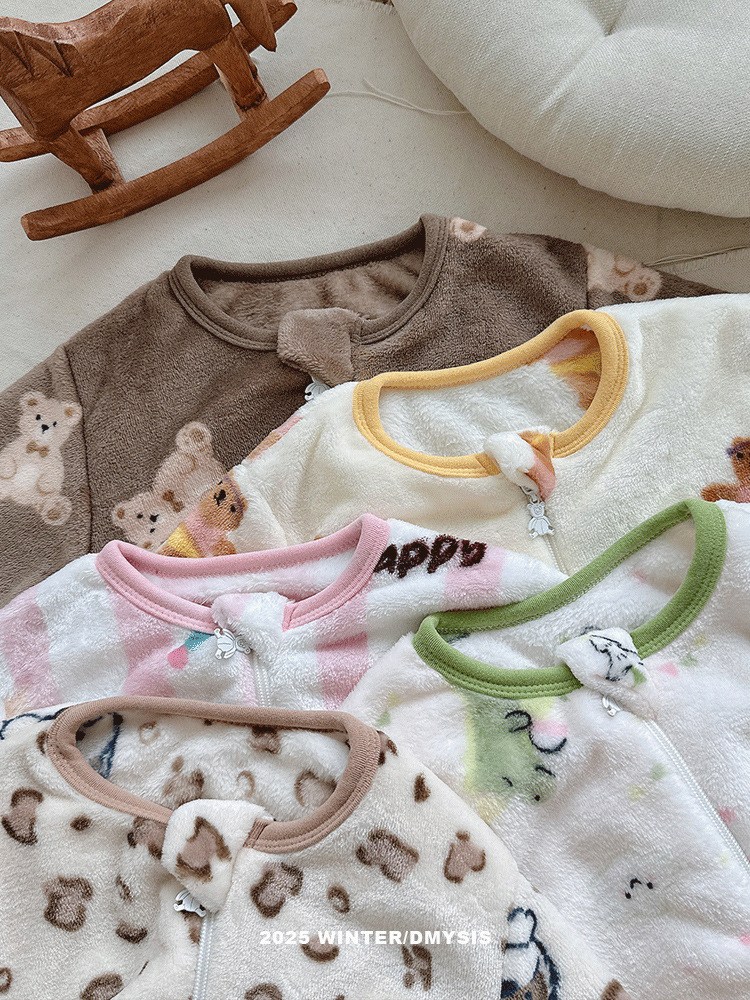 25 Winter Children's Flannel Warm Sleeping Bags for Older Children, Thickened Belly-Protecting Pajamas, One-Piece Clothing, Loungewear, Pajamas