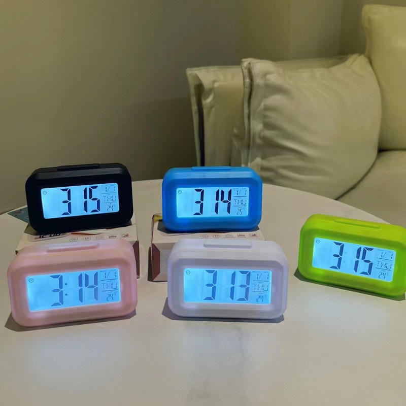 2024 alarm clock student children smart desktop simple luminous digital desk clock multi-function LCD smart clock wholesale