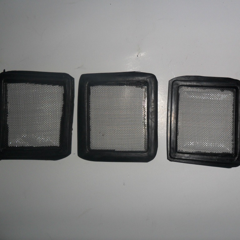 Factory price supply motorcycle oil net motorcycle parts accessories general