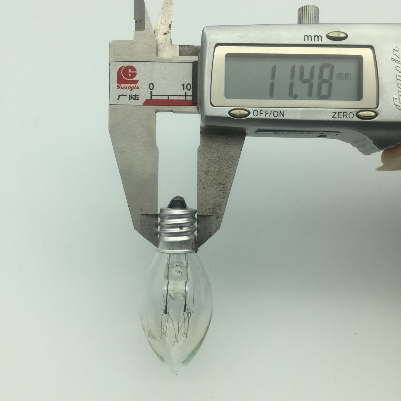 Wide and far lighting ceramic night light E12 bulb 5W small bulb 110V/220V transparent tungsten yellow light small bulb