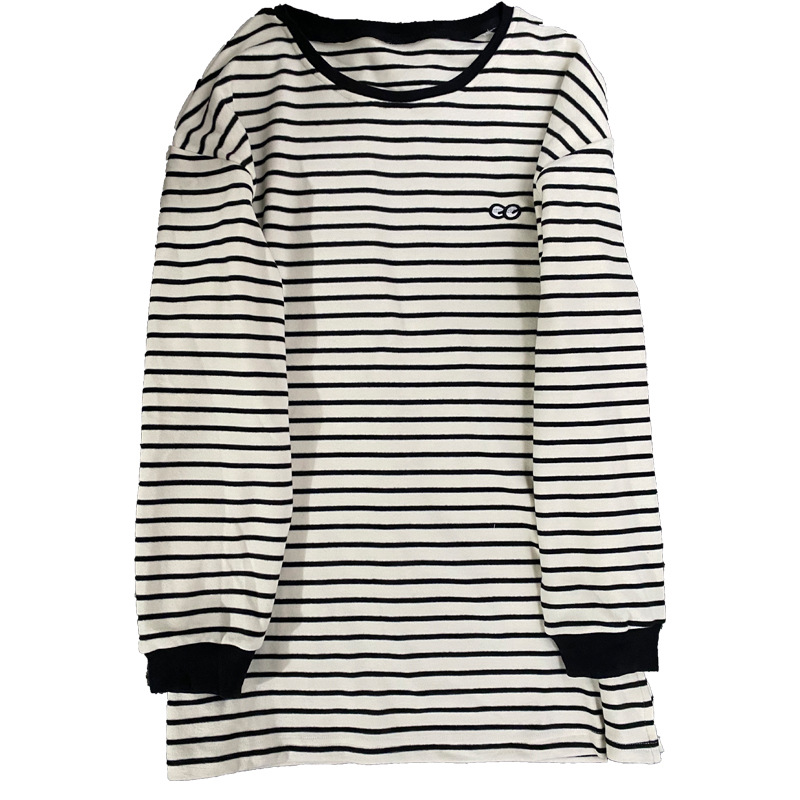 Maternity's Autumn and Winter Thickened Striped Loose Long-sleeved T-shirt Top 2024 Autumn and Winter New Split Hip Covering Base Shirt