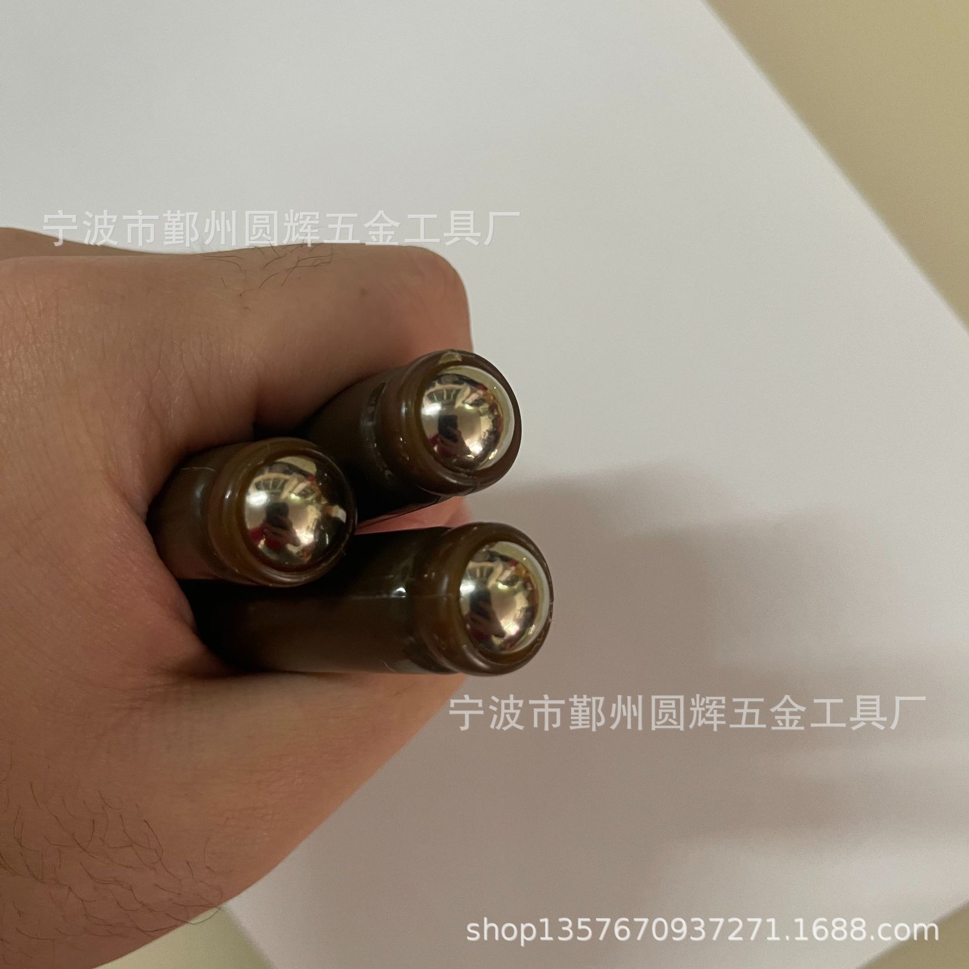 Stainless Steel Five-Section Telescopic Itch Scratcher Without Asking for Help Home Back Scratching Artifact Itch Rake Scratching Rake Massage Scratcher