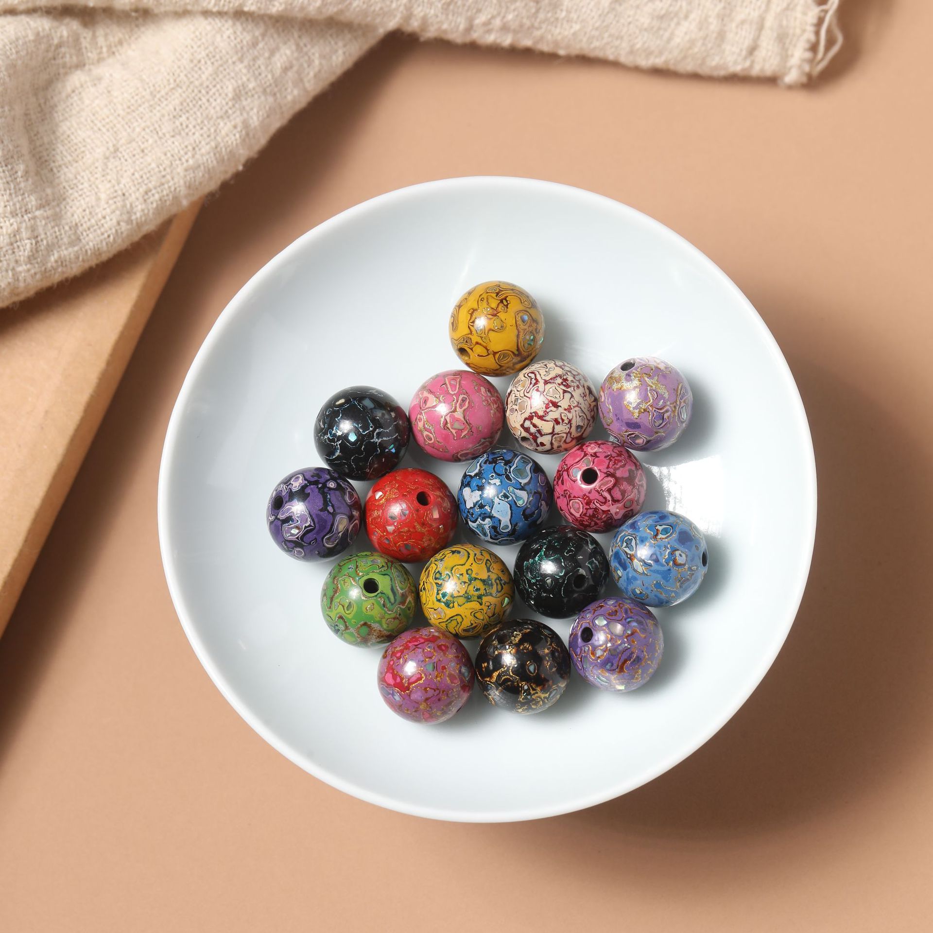 Wholesale of Intangible Cultural Heritage Lacquer Beads, Loose Beads, Inlaid Mother-Of-Pearl Purple Sandalwood Beads, Embryo Bracelets, Factory Direct Delivery, and One-Piece Delivery