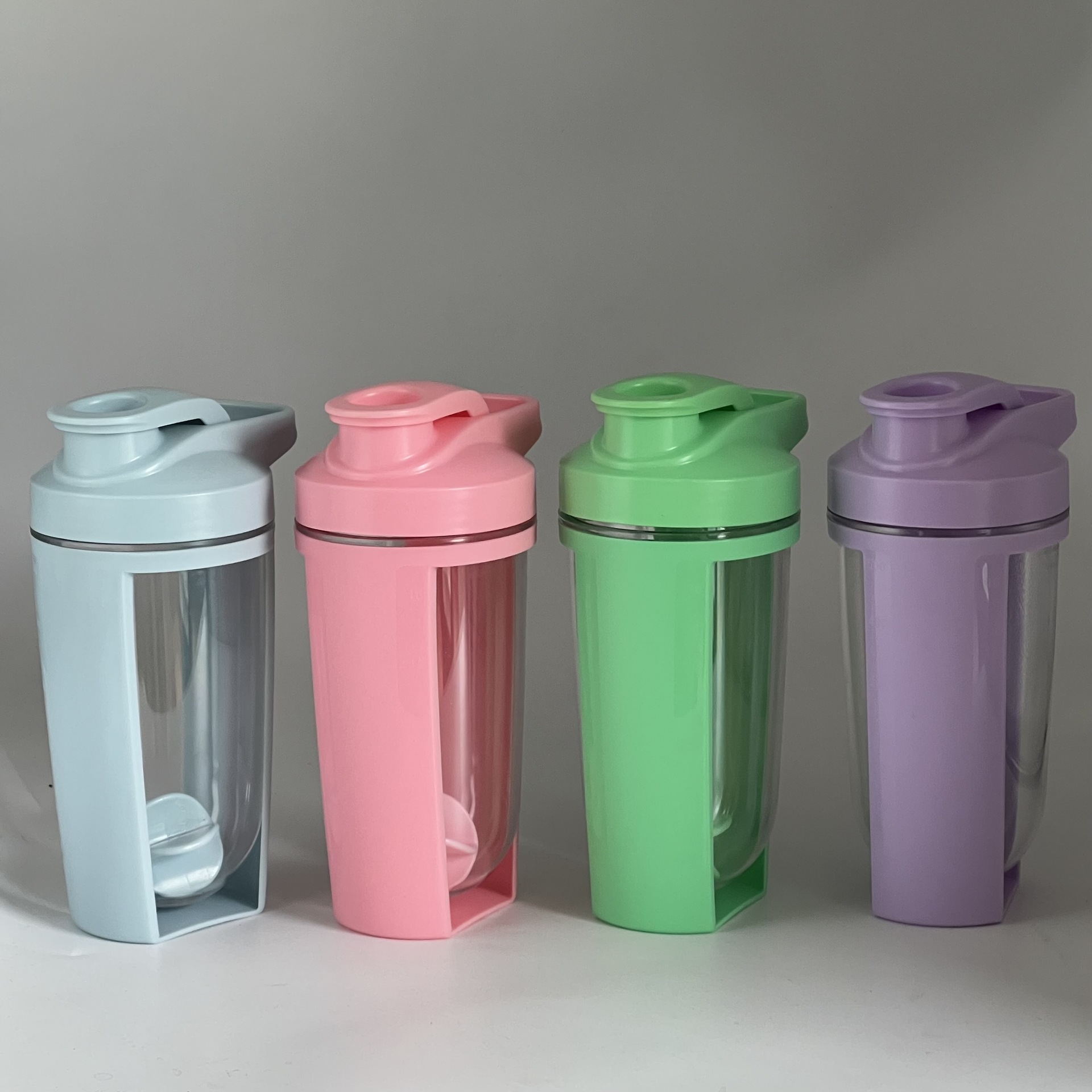 500ml portable plastic double-layer shake Cup with scale milk shake Cup protein powder Cup fitness sports Cup logo