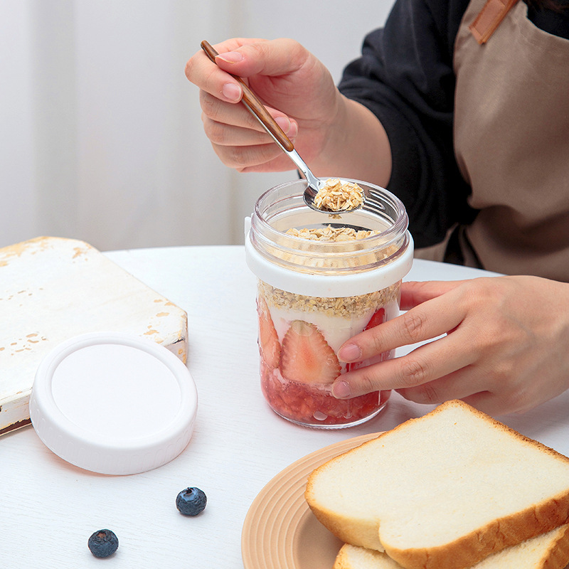Overnight Oatmeal Cup Glass with Lid and Spoon Sealed Light Food Breakfast Cup Portable Milk Salad Yogurt Cup