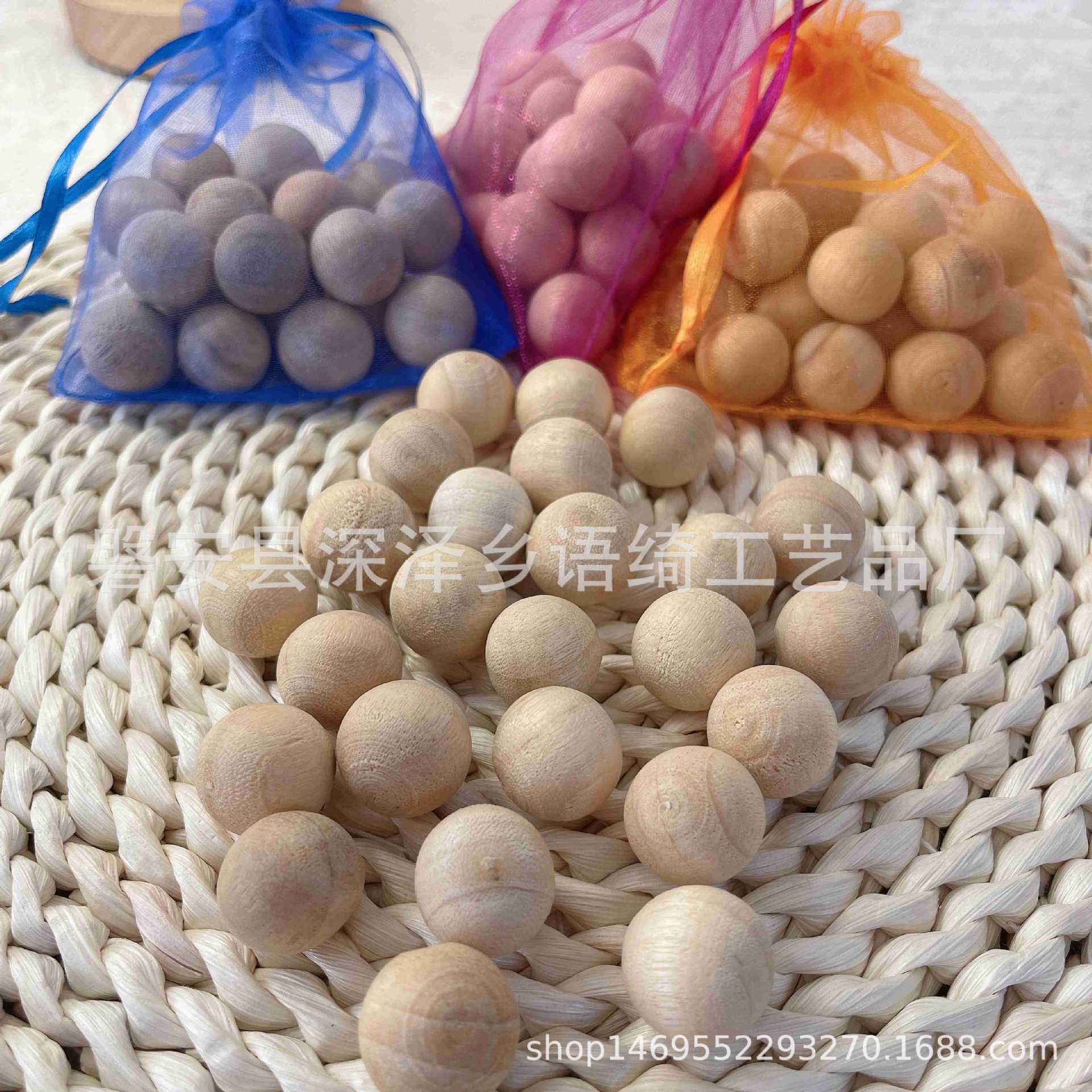 In Stock 1.8cm Camphor Wood Beads Camphor Balls Wood Blocks Insect Repellent Moth Repellent Alternative to Camphor Balls 1.8cm Solid