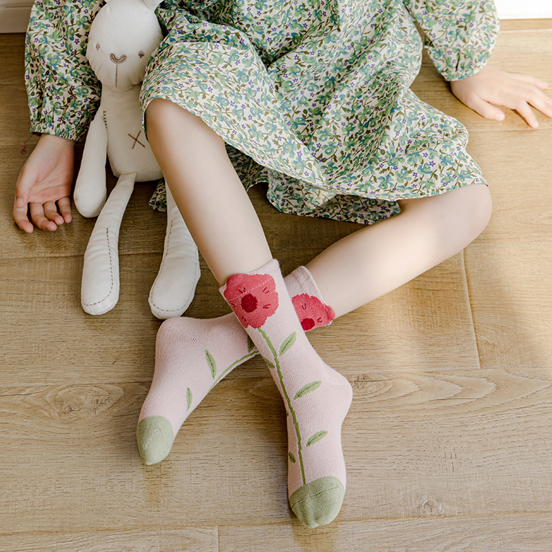 New autumn children's socks wholesale boys and girls socks cartoon socks large children's solid color cotton socks student socks