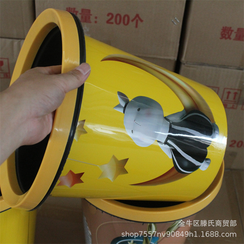 5 yuan store trash can trash basket 80 pcs/piece random color