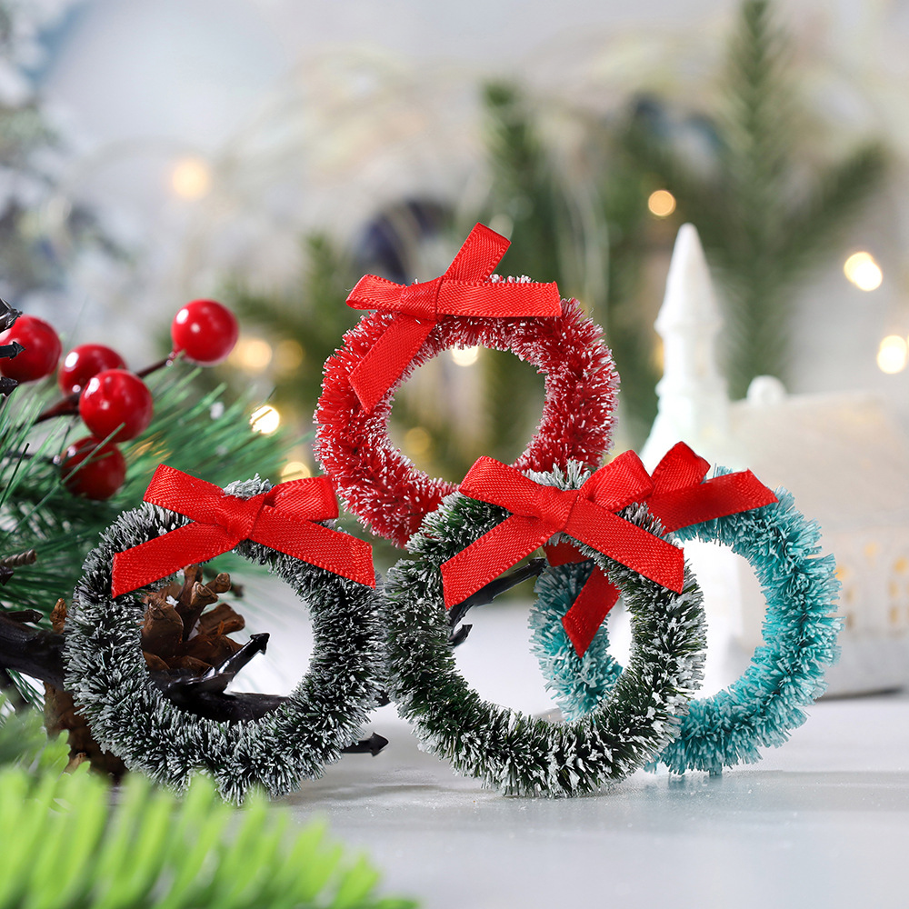 Jiaxin Christmas wreath door hanging diy decoration simulation snow mini Jumbo circle festival supplies small hanging ornaments wholesale