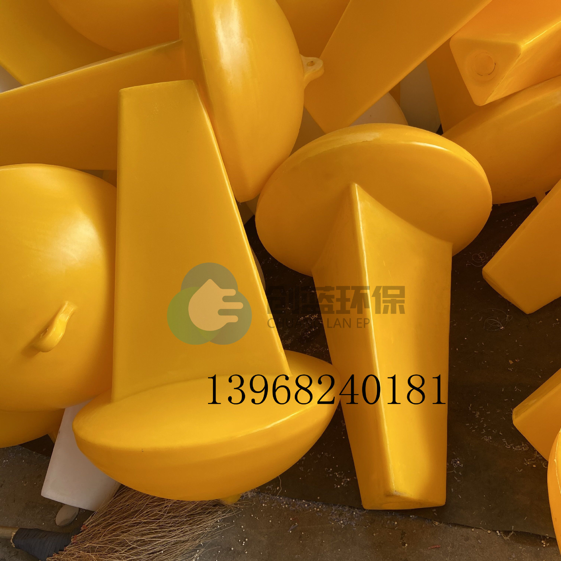 Factory Direct Supply Pe Material Rotational Molding Buoy 700*900 Warning Positioning Buoy Waterway Channel Isolation Buoy