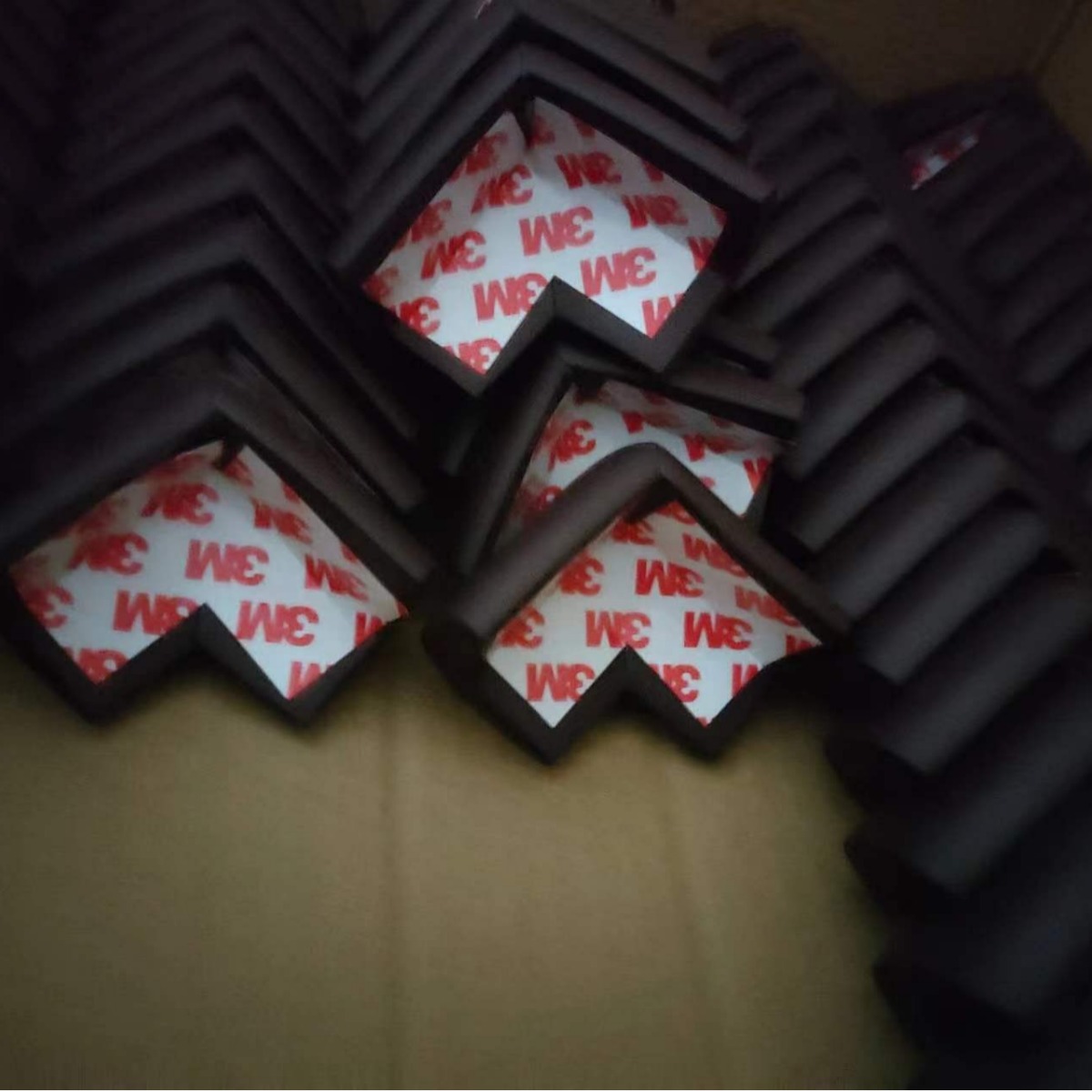 Manufacturer Wholesale L-Shaped Thickeneded Sticker-Free Anti-Collision Corner Kids Safety Protection Corner Thickeneded and Widened Sticker-Free Table Corner