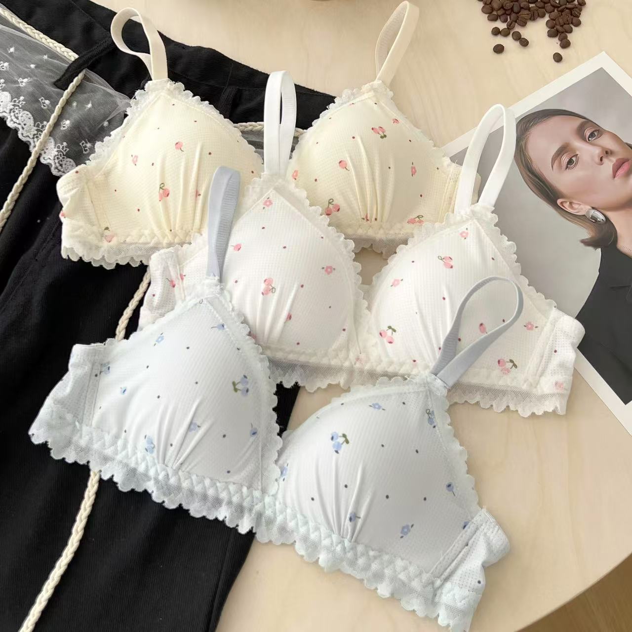 Sweet Cherry Lace Underwear Women's Summer Thin Small Breast Push-Up Anti-Sagging Breathable and Comfortable Wire-Free Bra